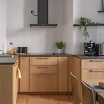 3d Florianska 15 *