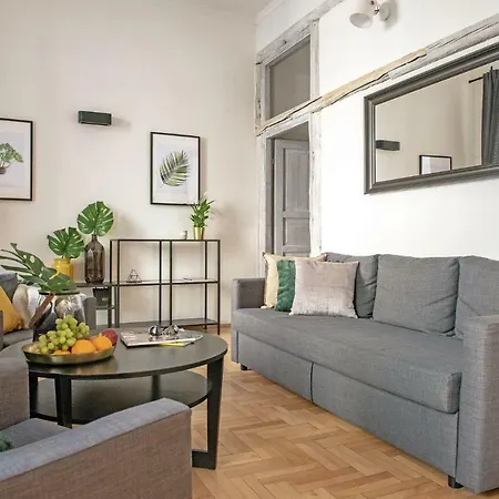 3d Florianska 15 *